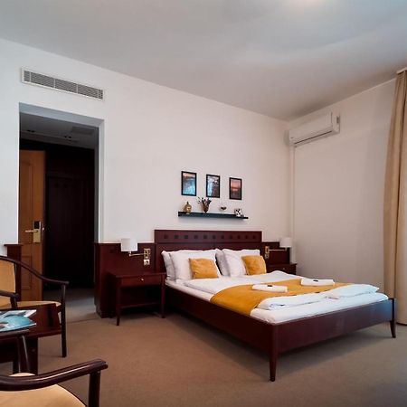 Hotel Tihany Atrium Zewnętrze zdjęcie