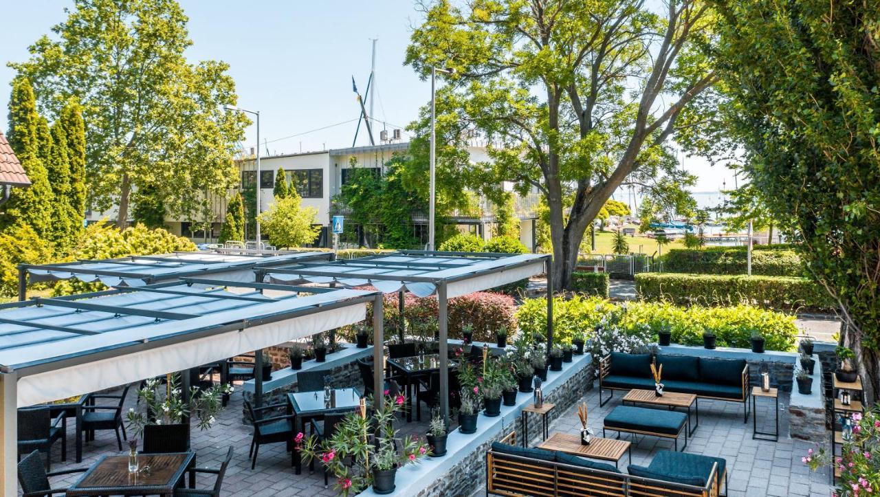 Hotel Tihany Atrium Zewnętrze zdjęcie