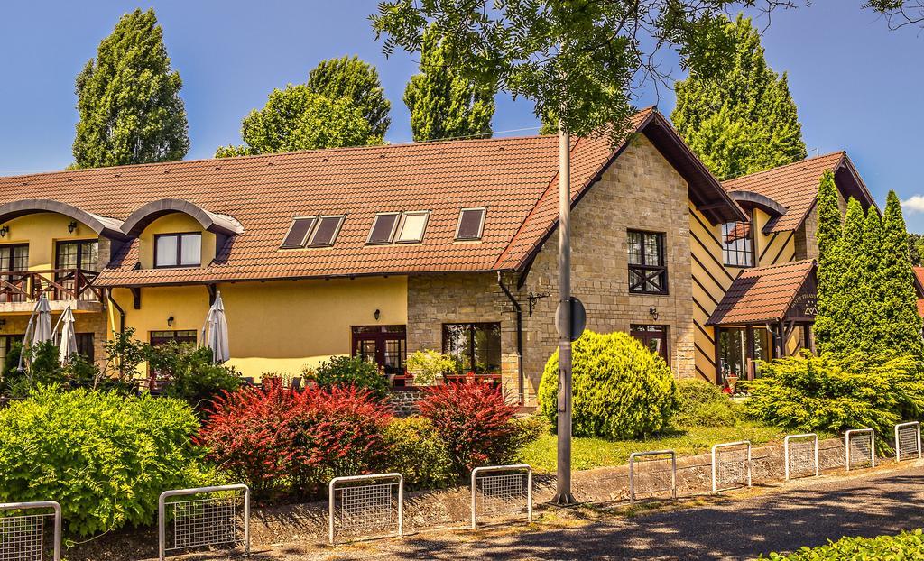 Hotel Tihany Atrium Zewnętrze zdjęcie