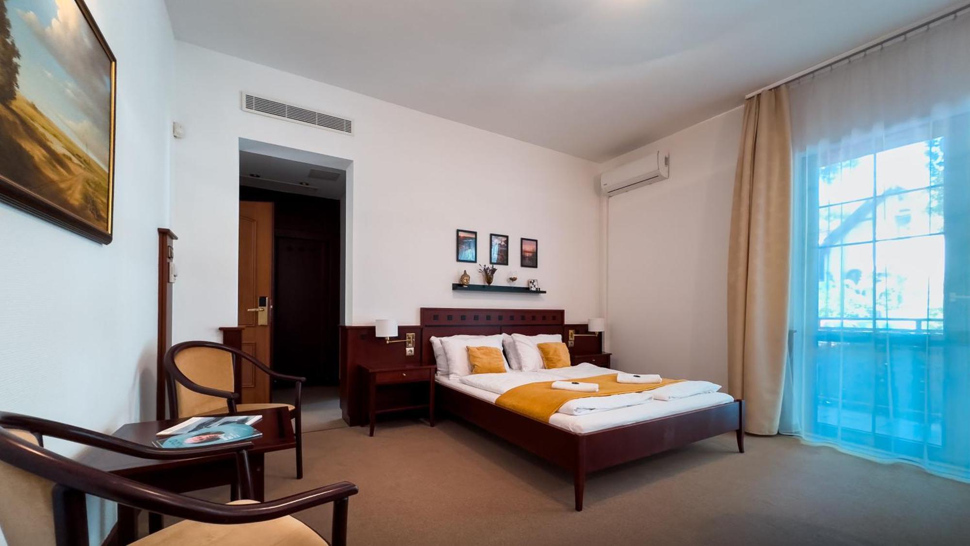 Hotel Tihany Atrium Zewnętrze zdjęcie